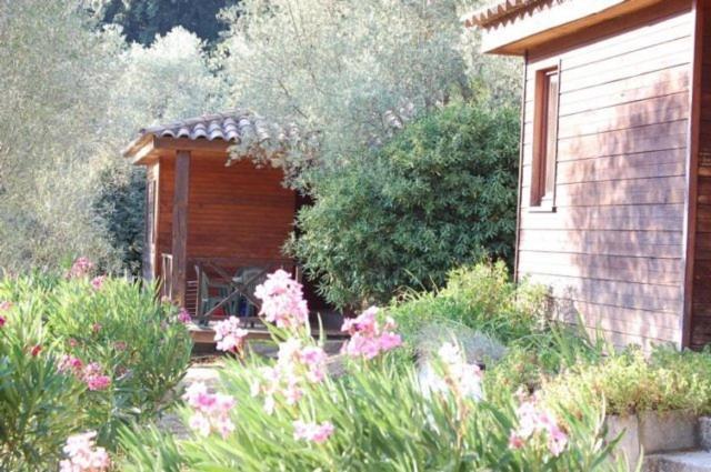 De Country house *